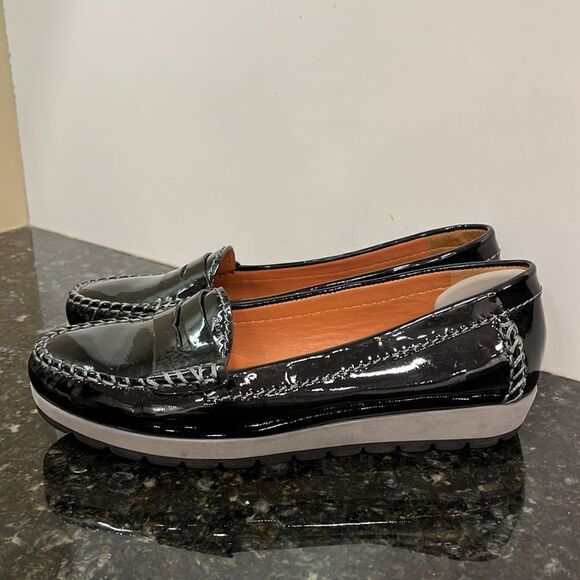 Geox Black Patent Leather Upper Moccasin. Size 37/6.5 - Picture 4 of 7